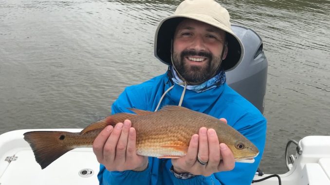 An unusually high Mississippi River out of Venice this fall has pushed redfishing further away from the dirty water — but the fish are still biting.
