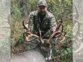 Malcolm Hilburn with buck.