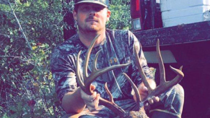 Kenneth Miller dropped this big Sabine Parish 10-pointer on Oct. 26. The buck green-scored 154 inches.