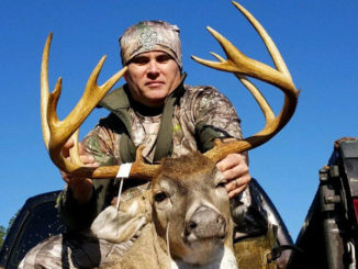 Chet Bolton and his 11-point Sabine Parish buck.