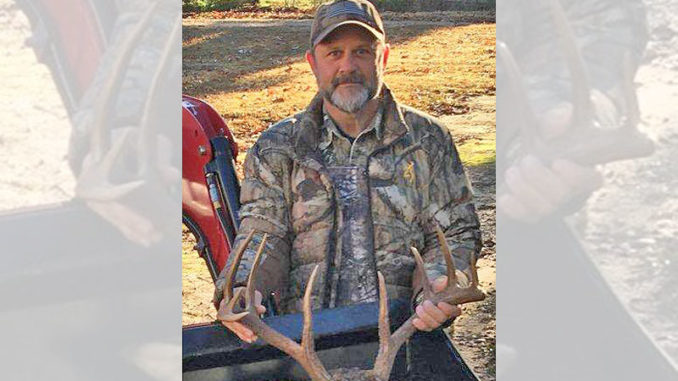 Dwaine Sampey and his 10-point Natchitoches Parish buck.
