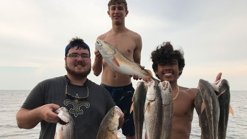 Crew lands Lake Pontchartrain reds