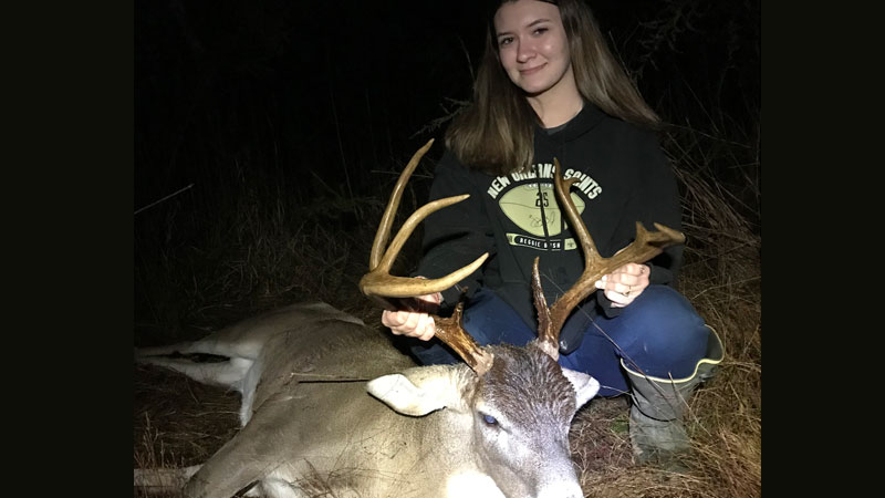 Kaleigh's Thanksgiving buck