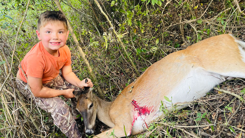 Mason Chatelain gets first crossbow deer