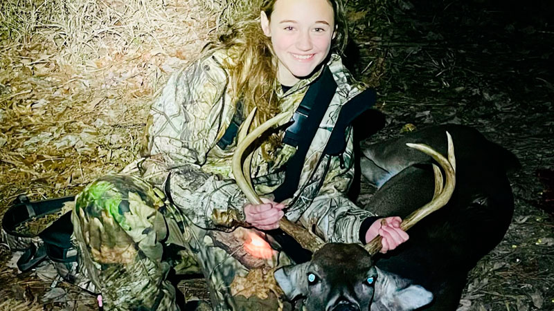 Lynli Dufrene downs 9-point