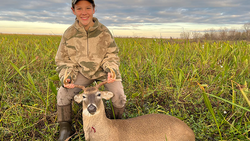 Peyton Mestayer's 9-point buck