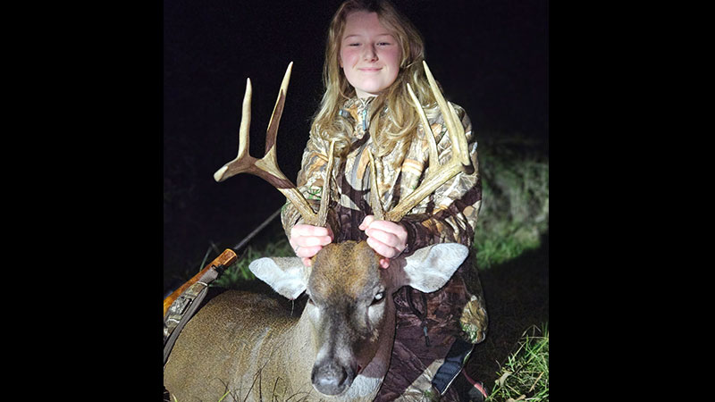 Natalee Ponder's 9-point buck